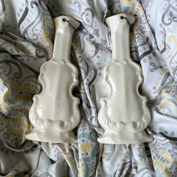 VIOLIN Decoration Vases PRICE DROP - Picture 2 of 4